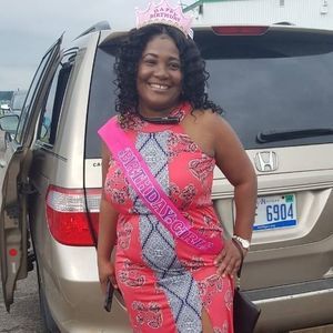 Meet your Posher, Chrisandra